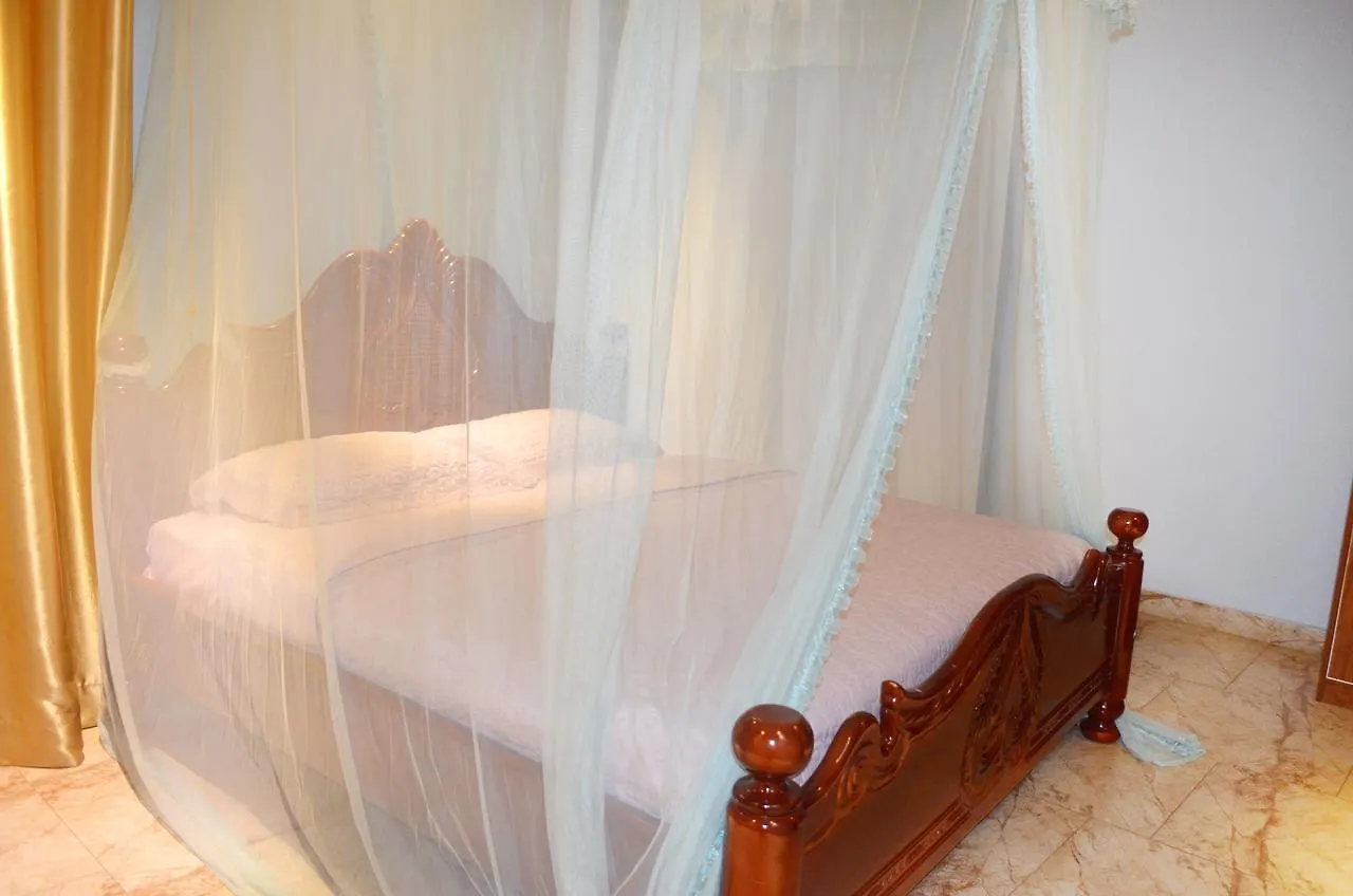 Selina Apartments Kampala 3*,